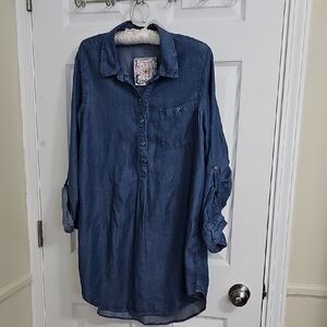 Cupids Diary Blue Denim Tunic Shirt. Adjustable Sleeves. Size Xl. Nwt.
